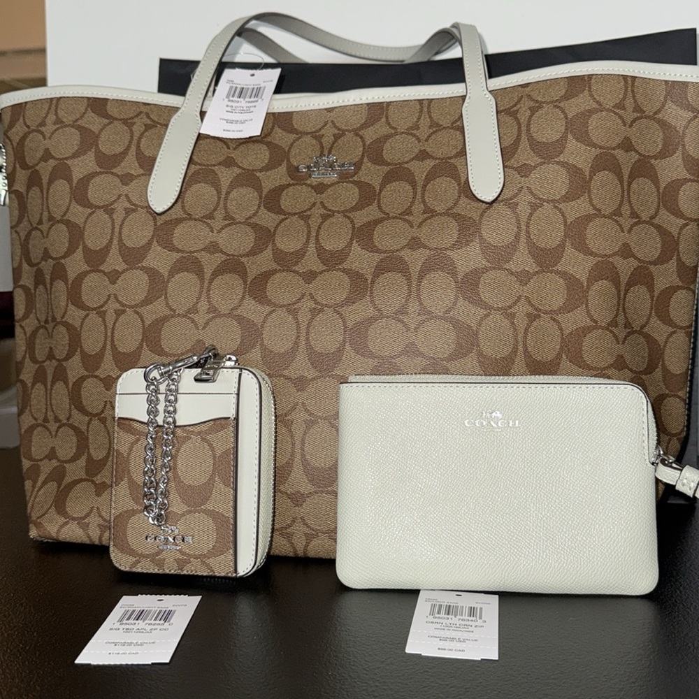 Coach signature city tote, corner zip wristlet, attachment card case light sage
